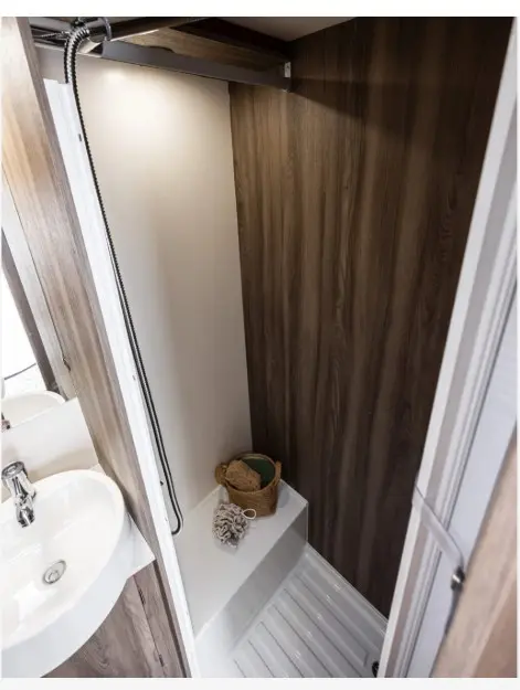 Foto de Autocaravana grande Perfilada en Zaragoza