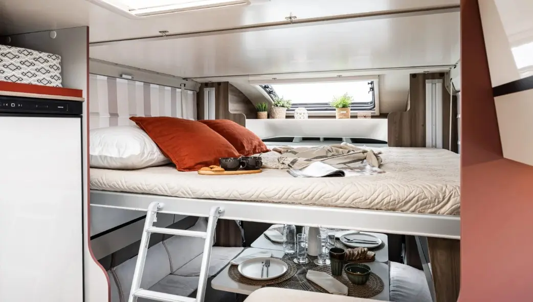 Foto de Autocaravana grande Perfilada en Zaragoza