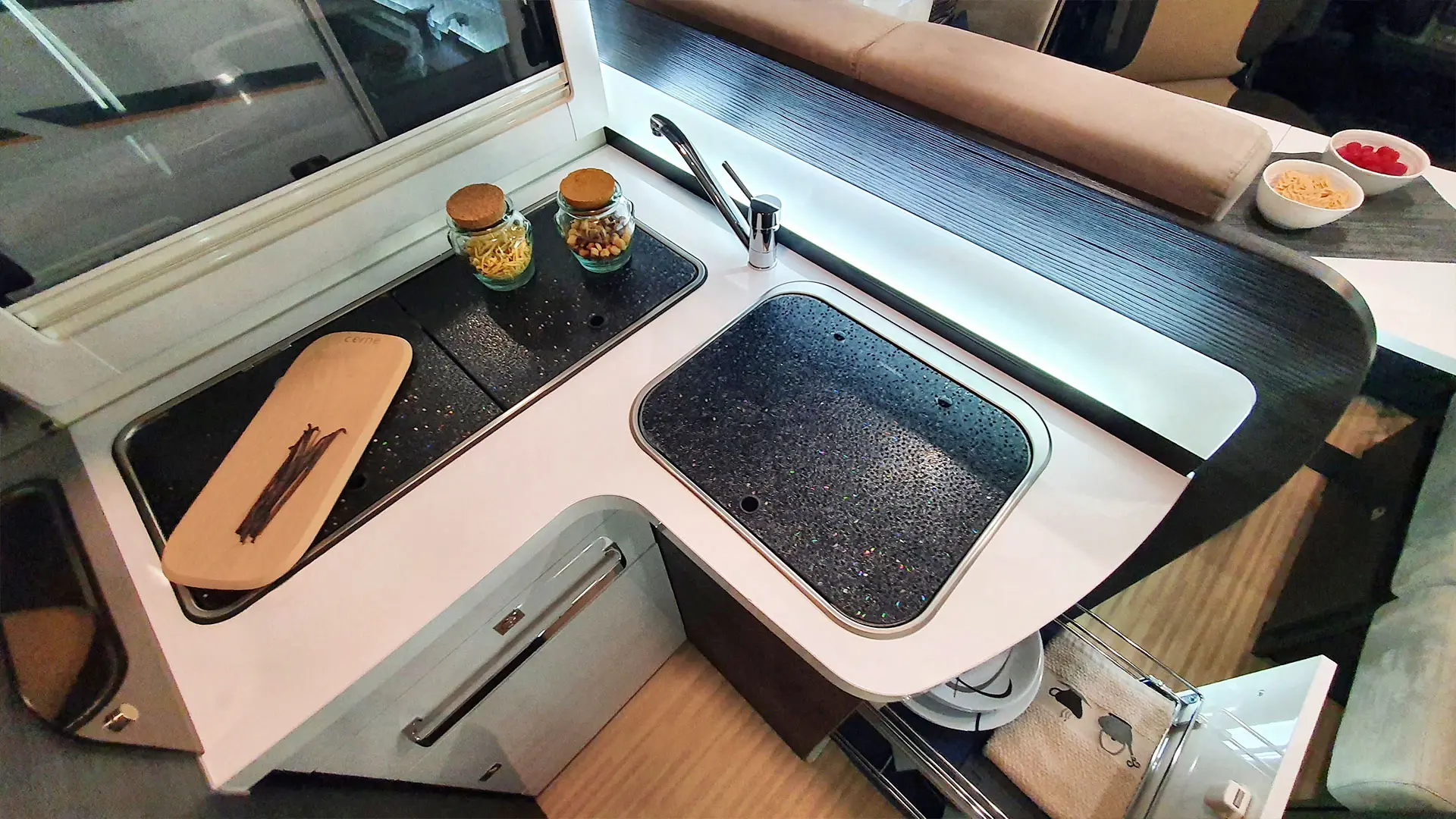 Foto de Autocaravana familiar Tessoro 463